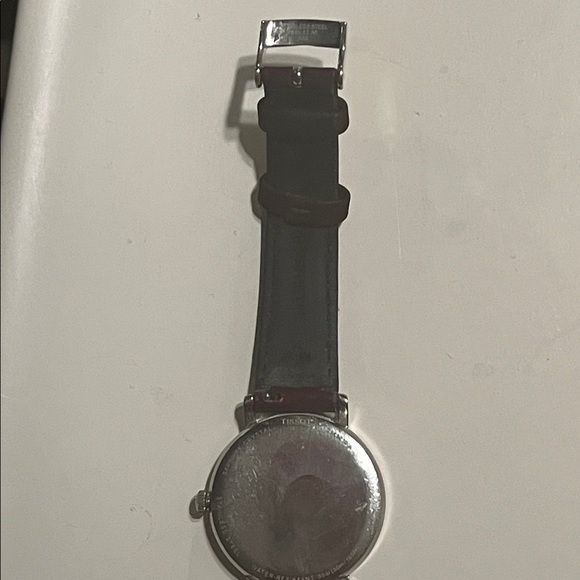 ⌚️ Tissot Women's Swiss Everytime Watch 34mm ⌚️ - Picture 10 of 10